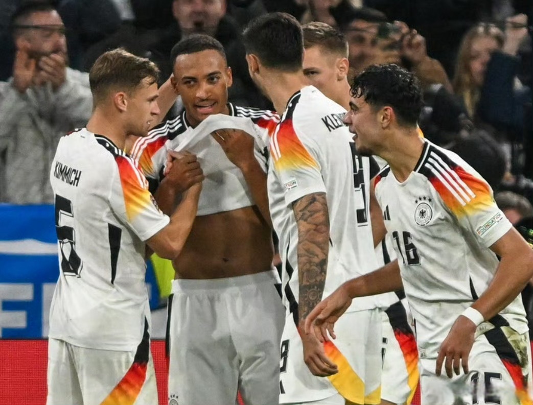 意甲豪门蓝黑军团淘汰对手，晋级欧洲舞台(国米前瞻蓝黑冲击意甲7连胜 小魔兽延续)